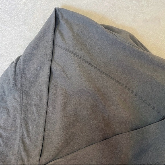 Patagonia Men's Micro D Quarter Zip Pullover Sweater in Grey Medium - Picture 12 of 12